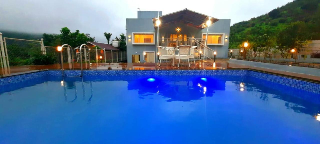 Shady Blue Trimbak Exterior foto